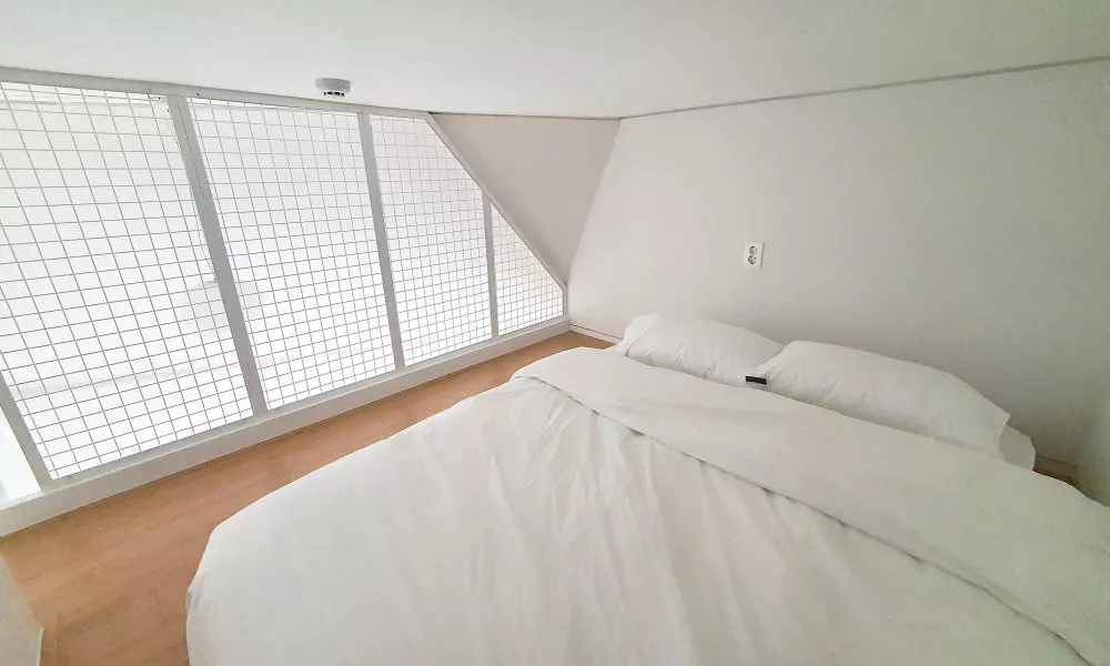 Yolo Guesthouse - Hostel, фото 3