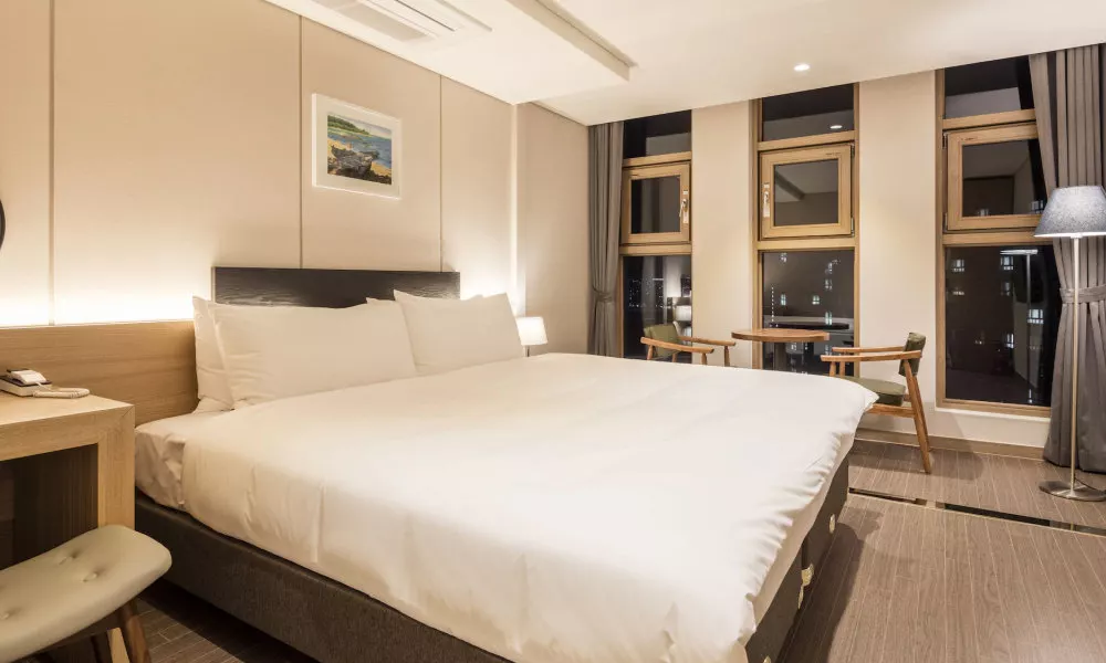 The First Stay Hotel, фото 2
