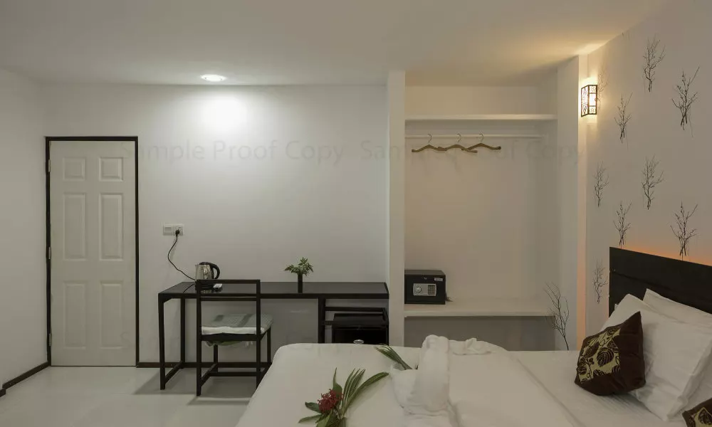 Crown Beach Hotel-Private Bikini Beach, фото 4
