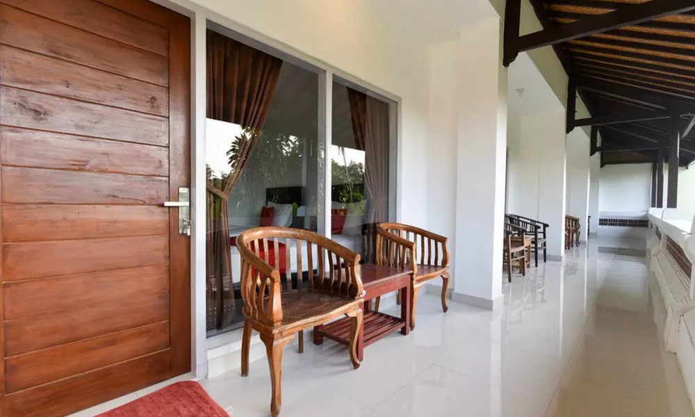 RedDoorz near Tanjung Benoa Beach, фото 3