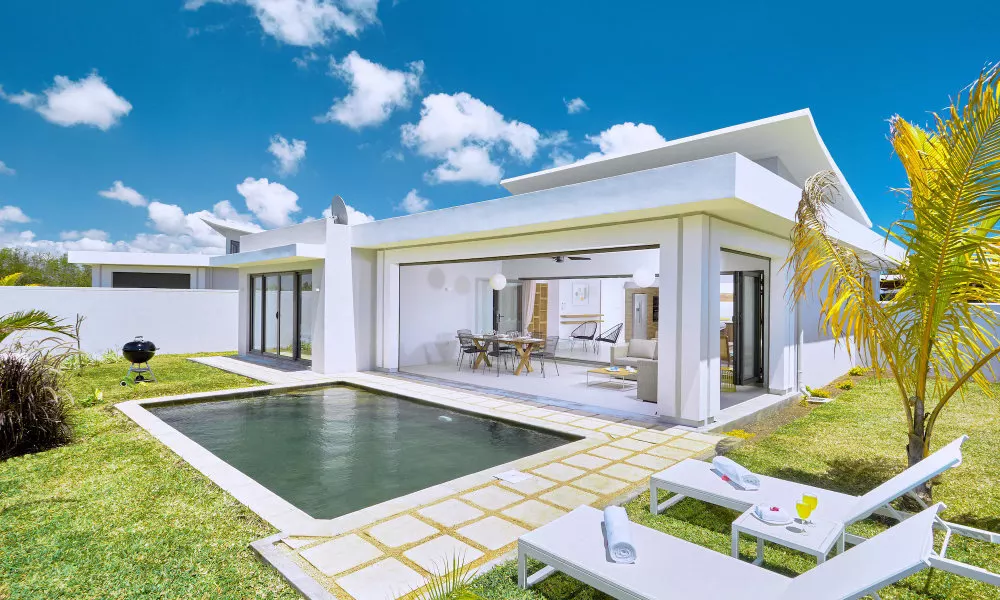 Corail Bleu Private Pool & Garden Villas with LOV