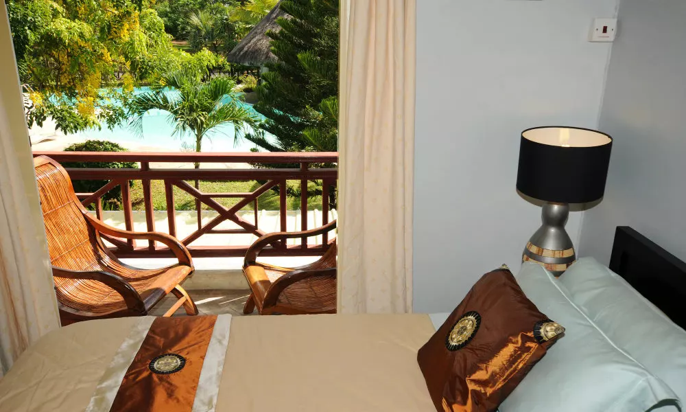 LES Condos in Beautiful Complex With Pool, Near the Beach, фото 4