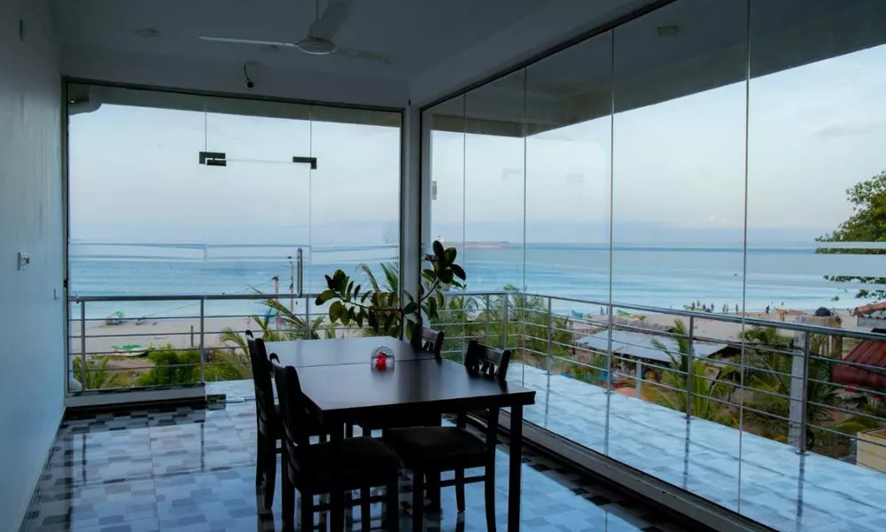 Liyonaa Beach Hotel, фото 2