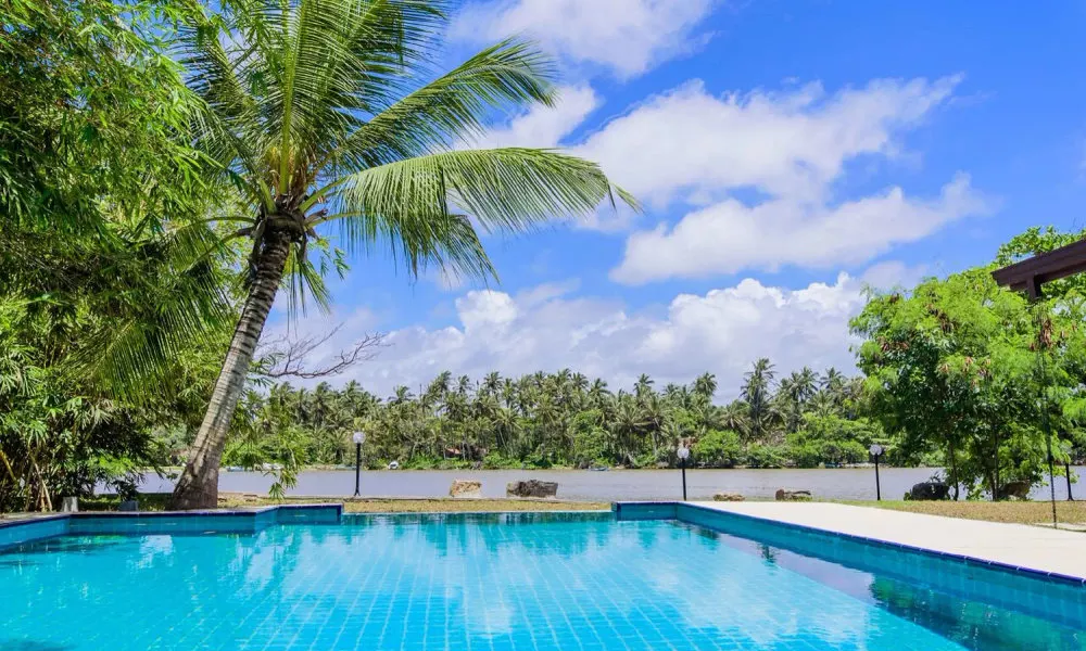 VAAYA Beach Hotel