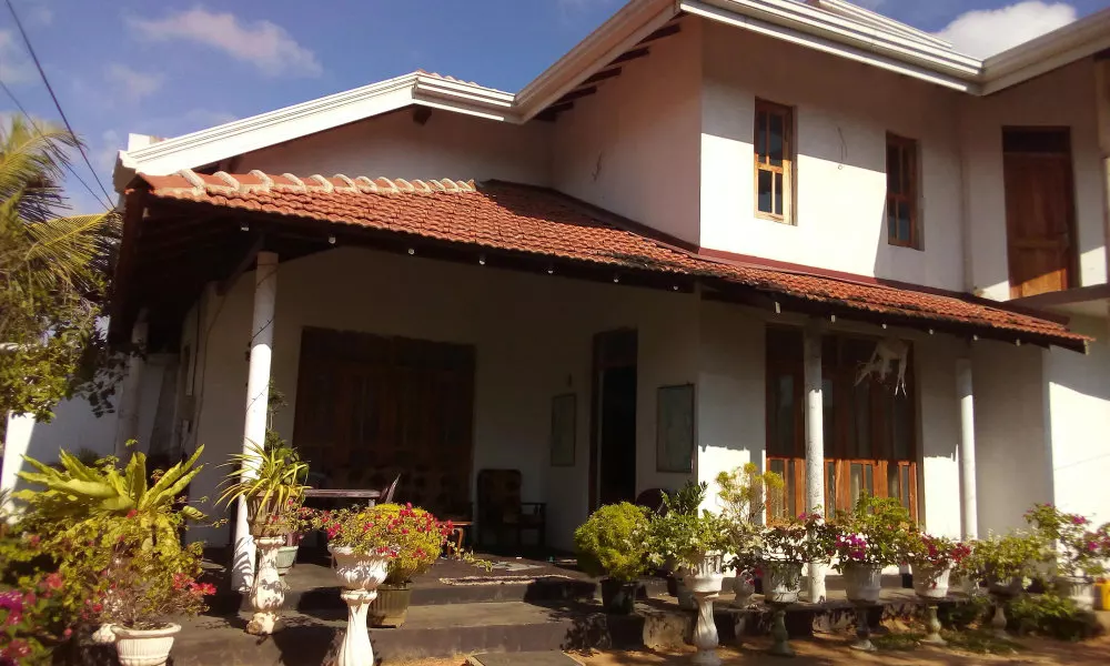 Daisy villa