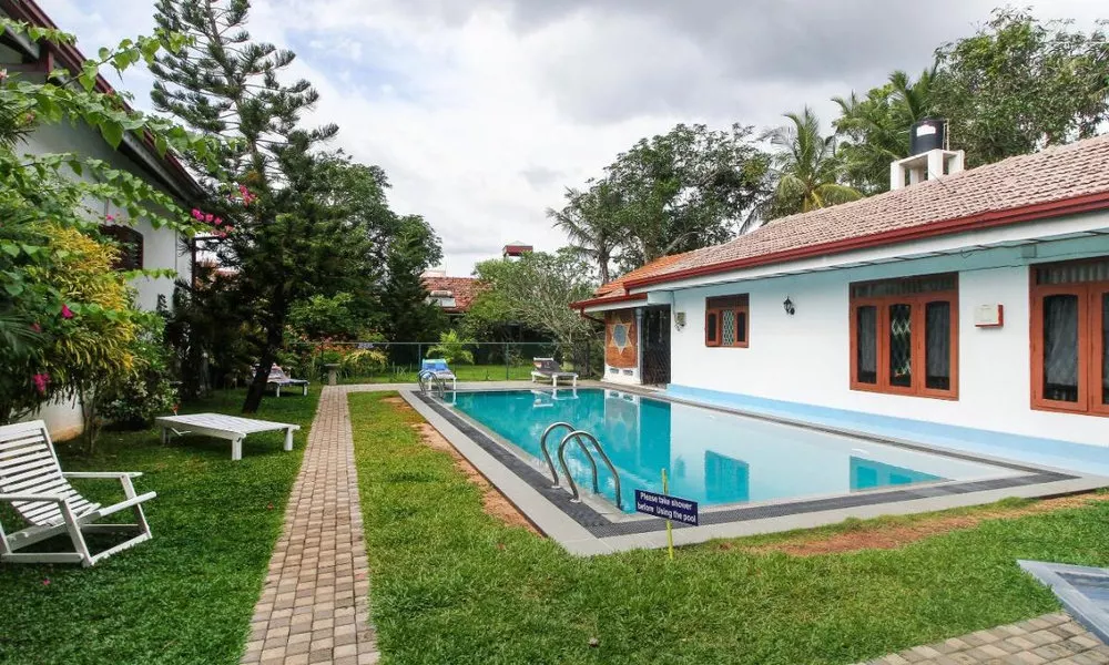 OYO 467 Lioni Holidays Villa