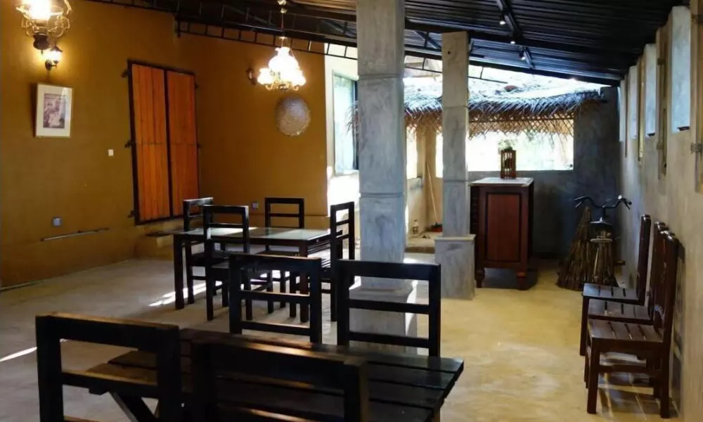 Royal Mandira Hotel, фото 2