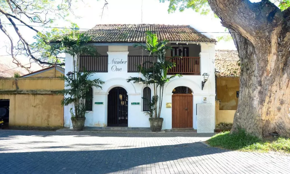 Fortaleza No.01 A Court Square