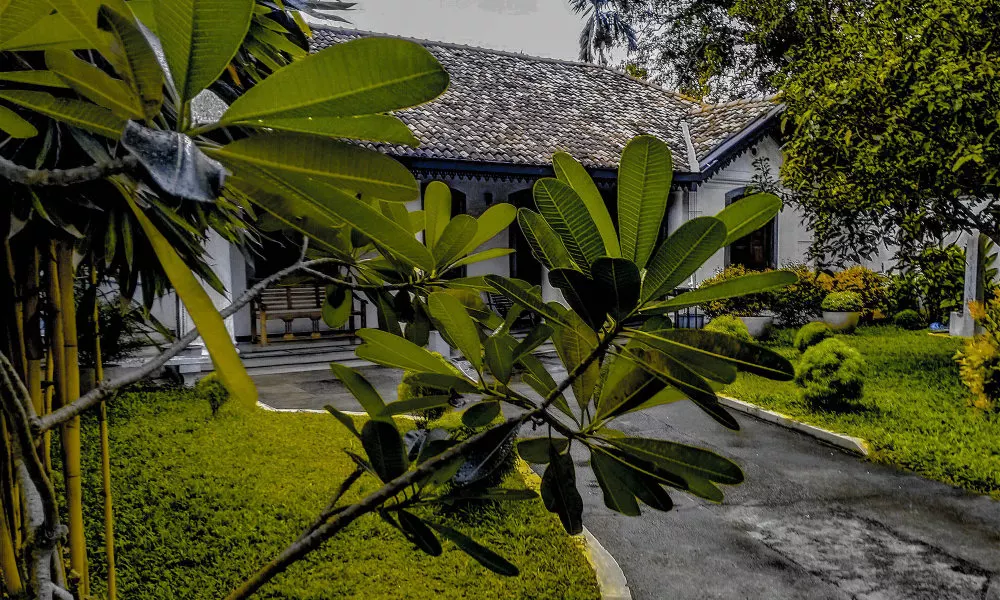 Villa White Dome