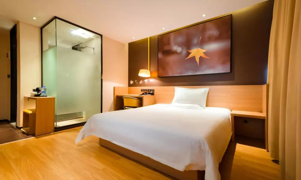 IU Hotel Xian Zhonggulou Square, фото 2