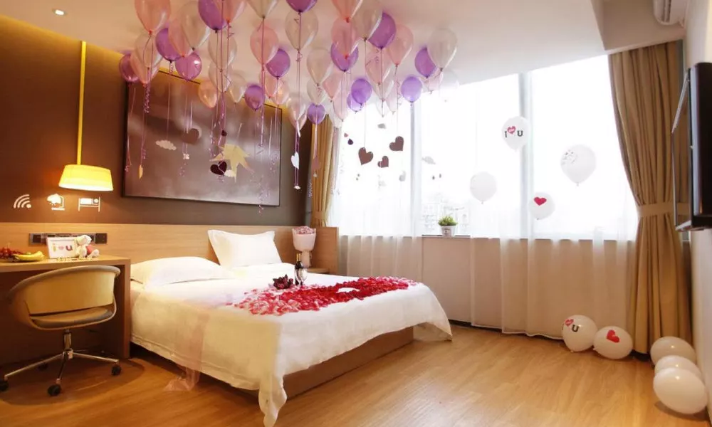 IU Hotel Xian Zhonggulou Square
