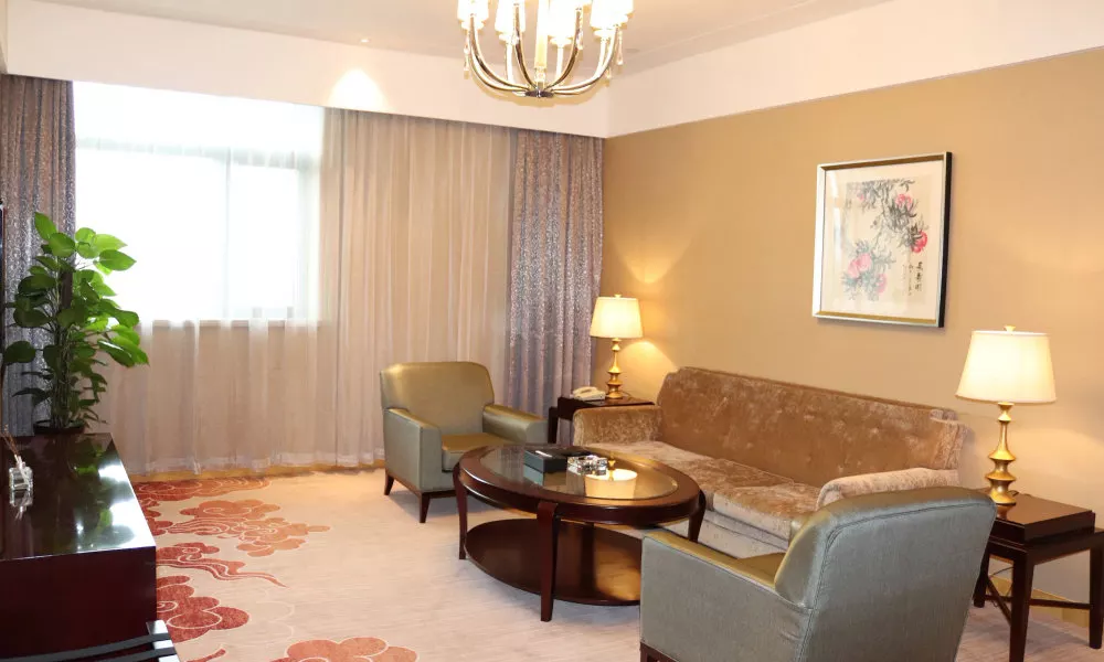 QueenSir International Hotel, фото 3