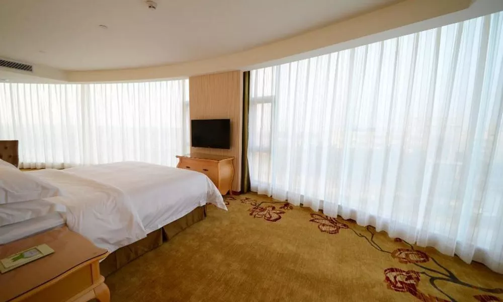 Vienna International Hotel - Shenzhen Convention Center Maritime Garden Store