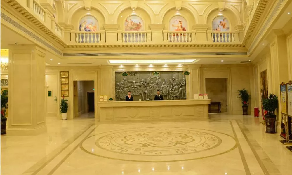 Vienna International Hotel - Shenzhen Convention Center Maritime Garden Store, фото 4