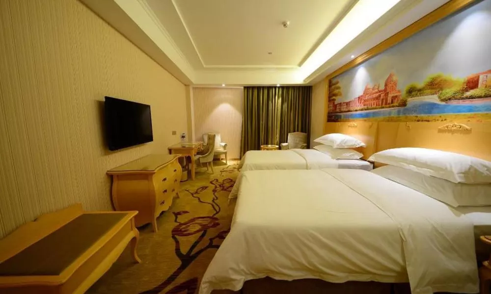 Vienna International Hotel - Shenzhen Convention Center Maritime Garden Store, фото 5