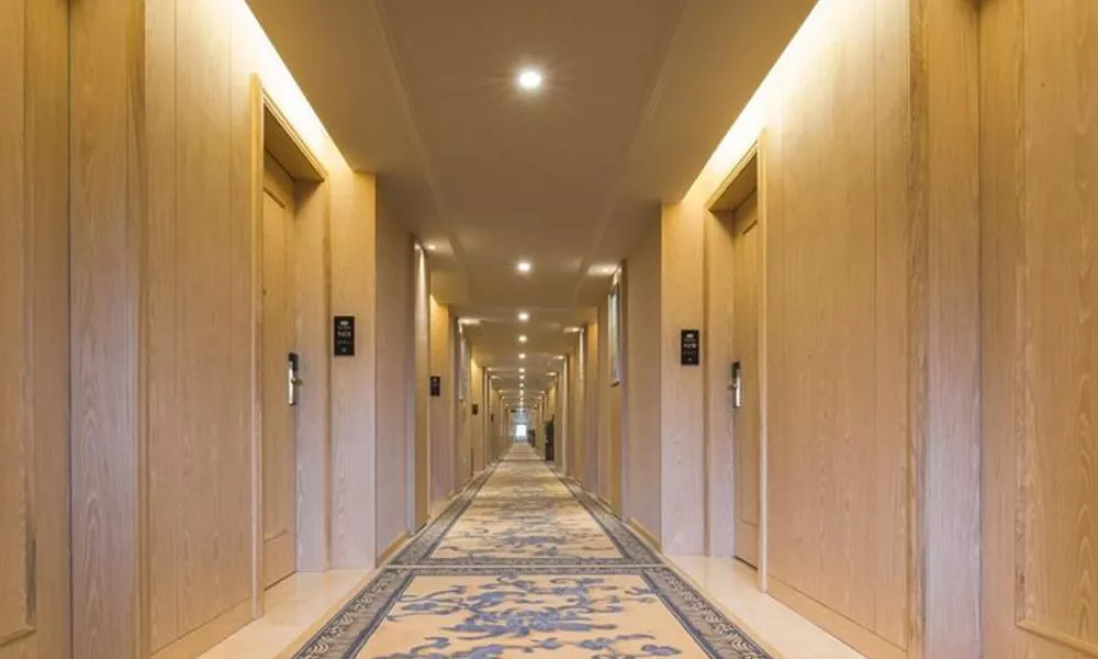 Vienna Hotel Shenzhen Huaqiang North, фото 4