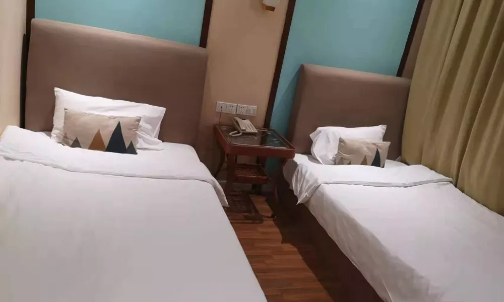 Dreamhouse Theme Hotel