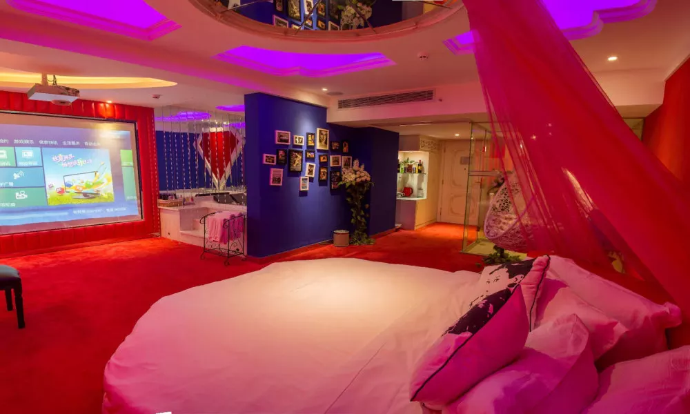 Tianelian Lovers Theme Hotel Sanya, фото 5