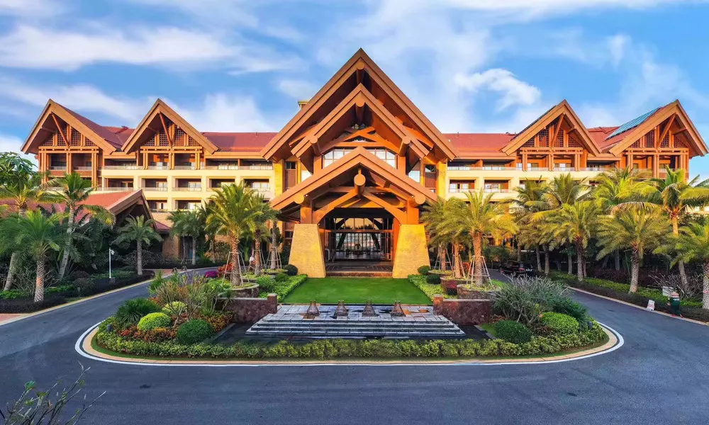 La Fountain Hotel & Resort