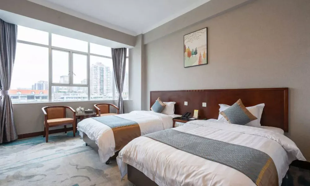 Five Rams City Hotel, фото 2