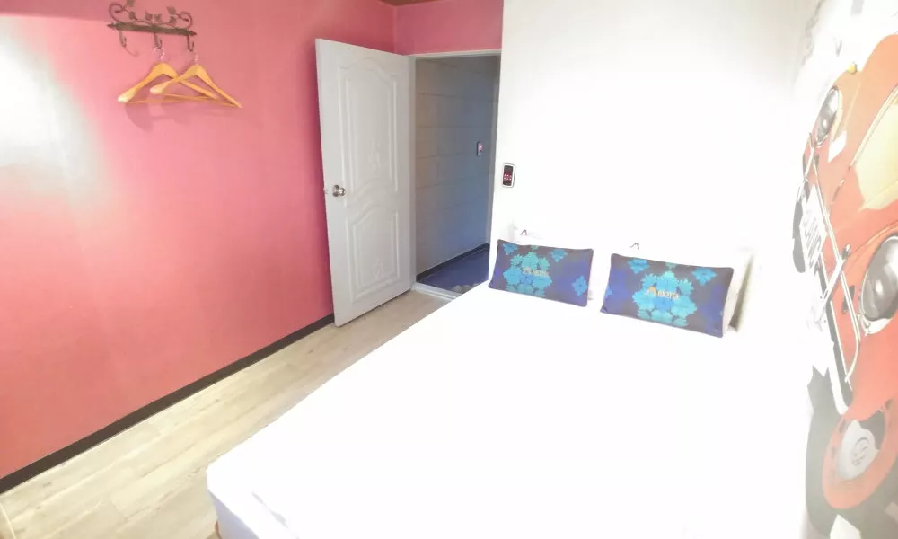 A Motel, фото 5
