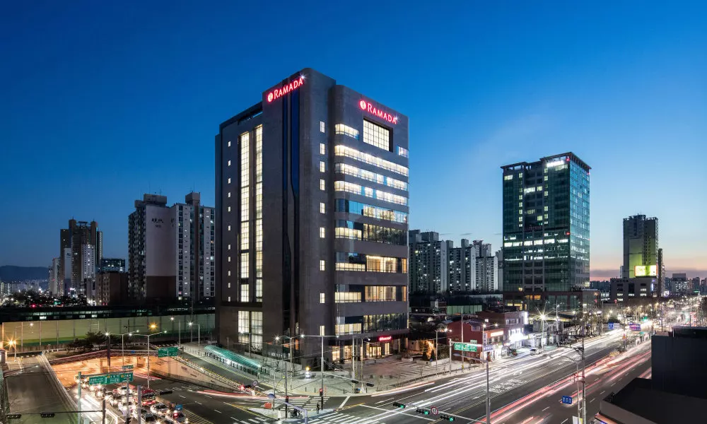 Ramada Seoul Sindorim Hotel