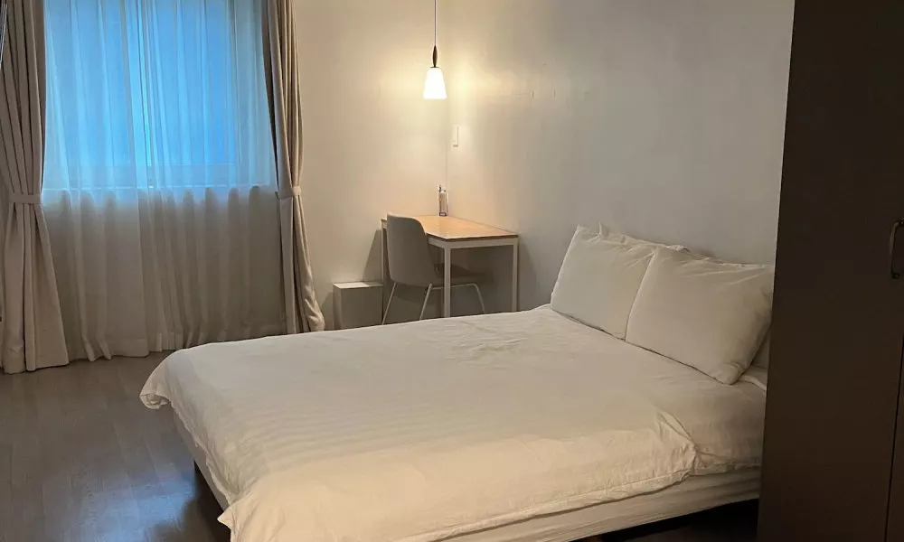 Upflo Hostel
