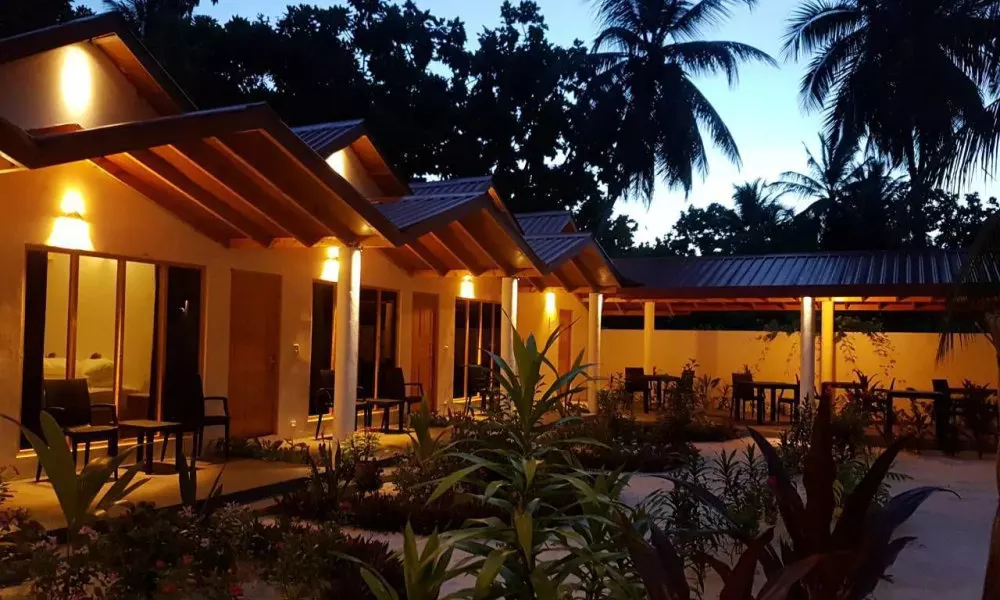 Thoddoo Beach Holiday Inn