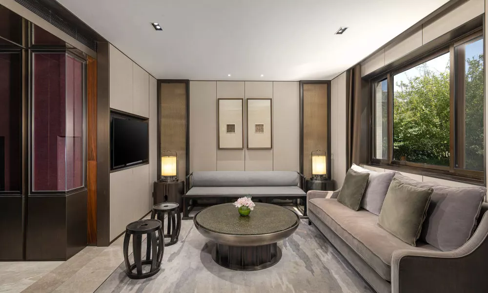 HUALUXE Hotels and Resorts Xi'an Tanghua, an IHG hotel, фото 2