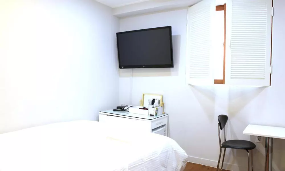 Charm Hotel