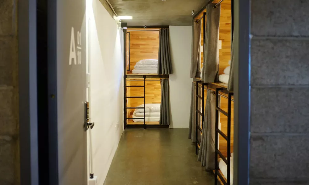 The Cube Hotel - Hostel