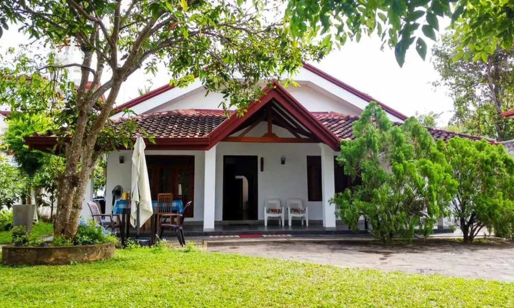 Mina Villa