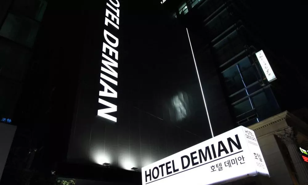 Demian Hotel