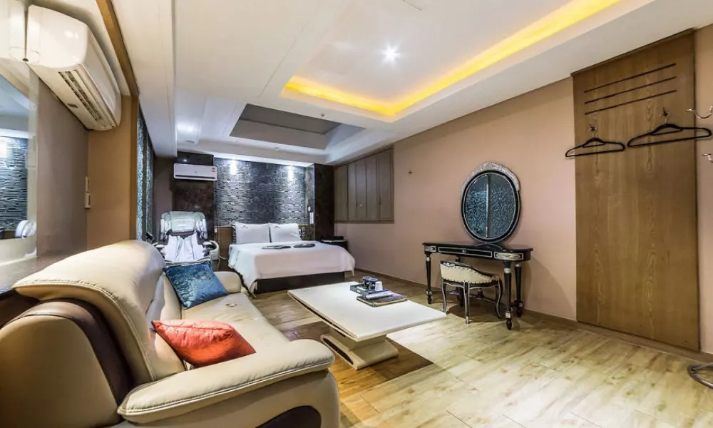 Gildong Argo Hotel