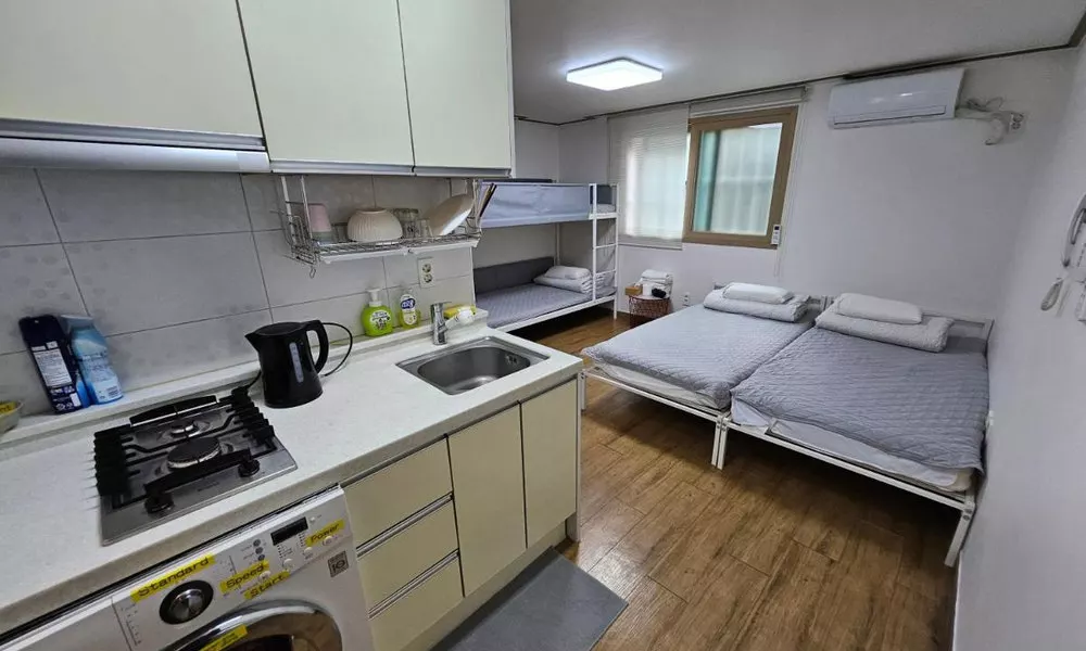 Y's House - Hostel