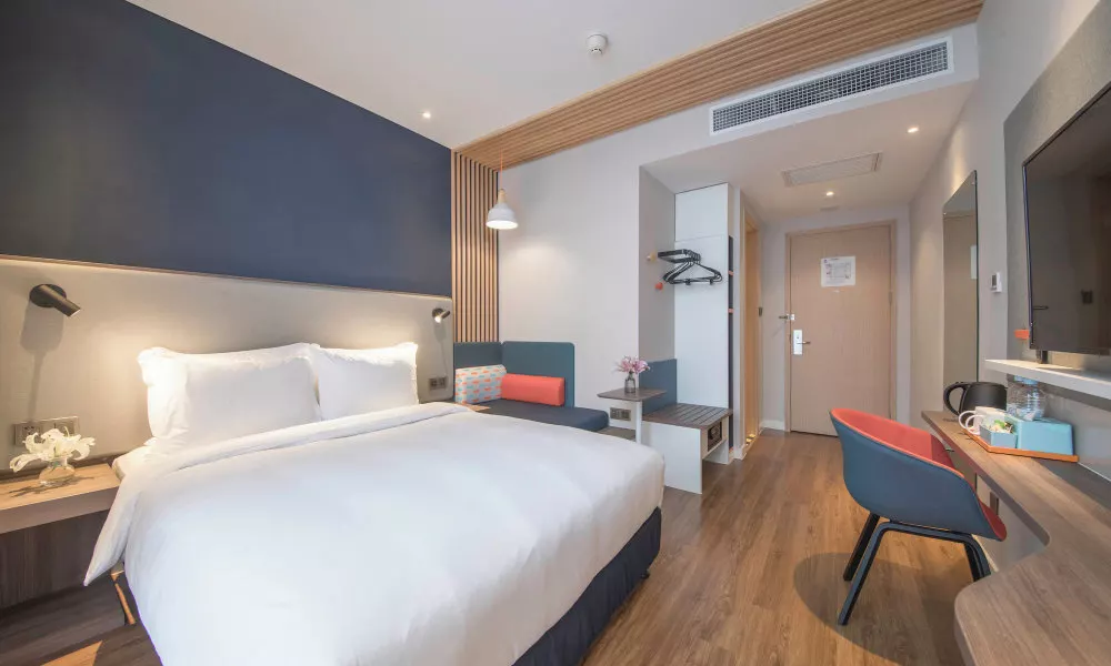 Holiday Inn Express Shanghai Gubei by IHG, фото 2