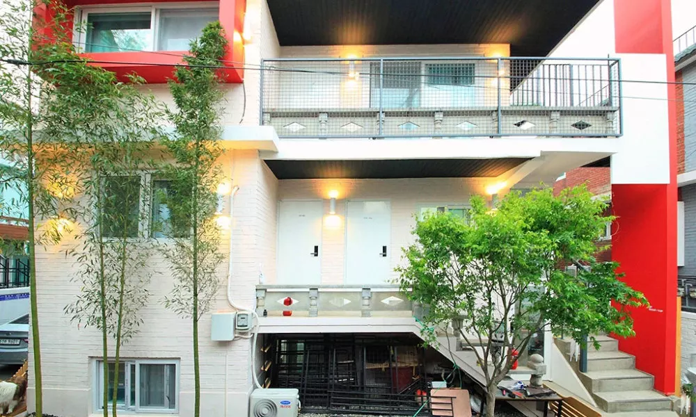 ZIBRO H Guesthouse - Hostel, фото 2