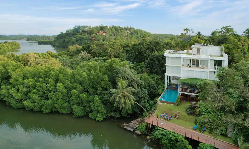 33 Lake Terrace