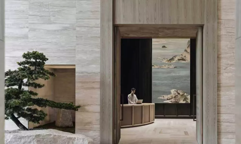 Park Hyatt Shenzhen, an urban oasis in the heart of Futian CBD, adjacent to the Convention and Exhib