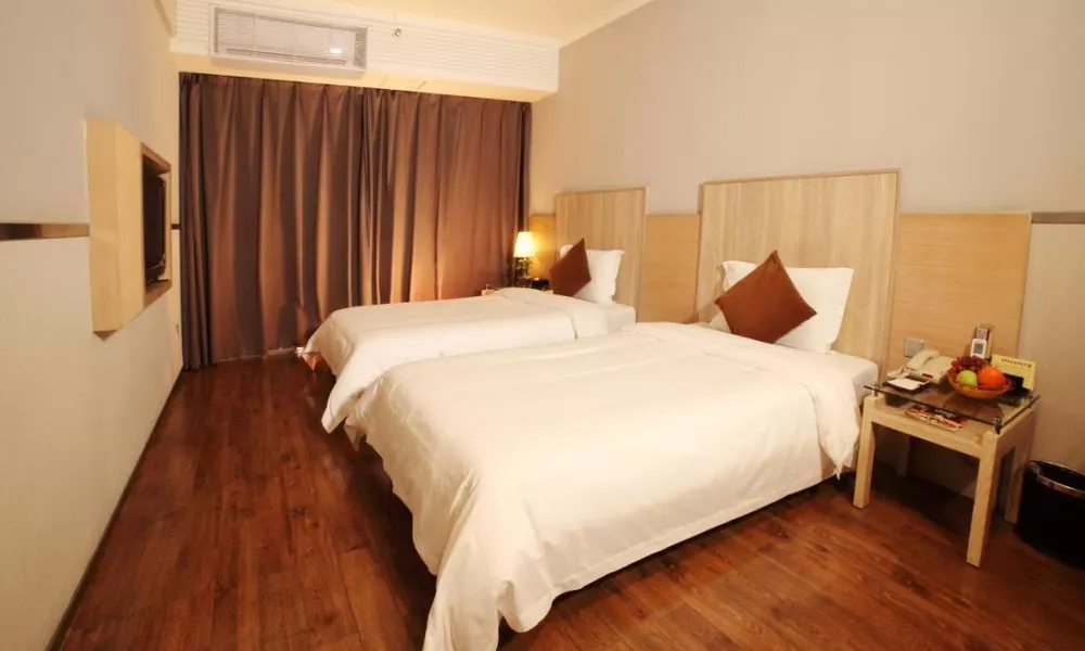 Shenzhen New Year Hotel