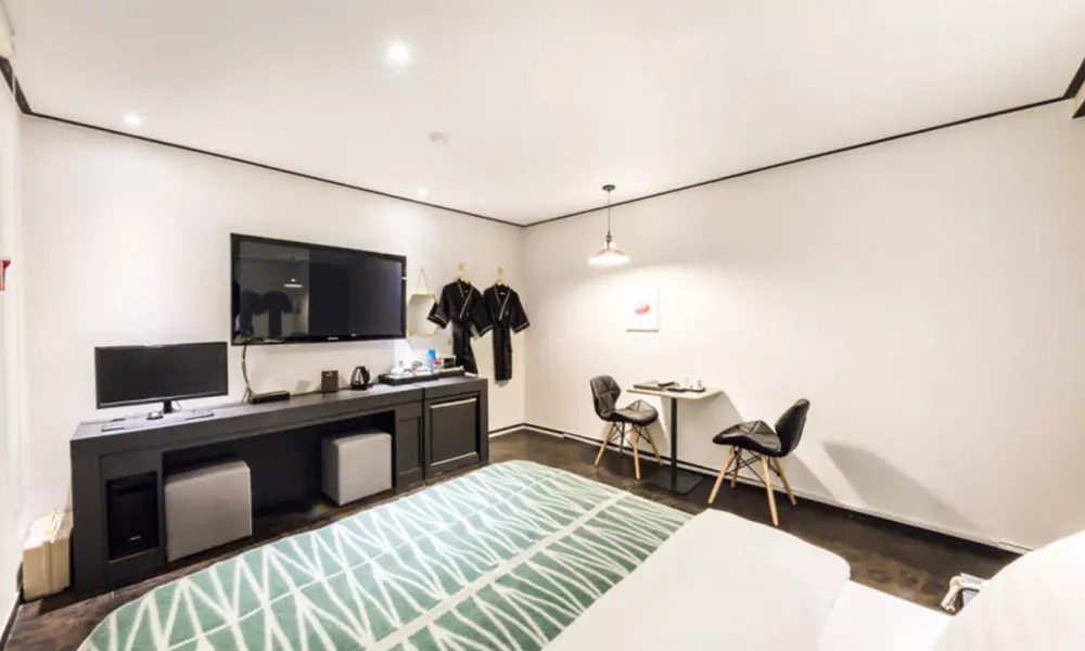Gugi Hotel, фото 2