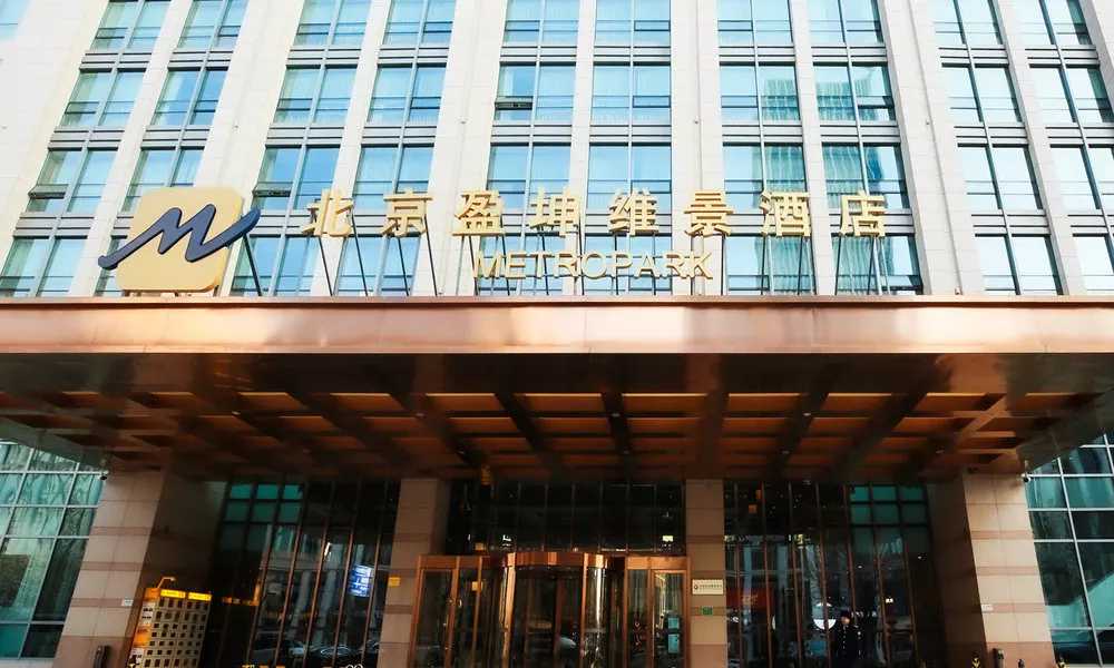 METROPARK HOTEL