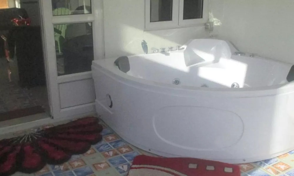 House Private Pool , Wifi, Jacuzzispa ,security Alarm, Canal Near sea, фото 4