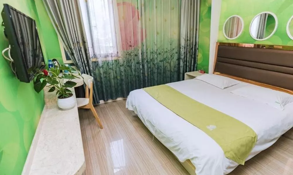 Greentree Inn Shanghai Fudan University Wujiaochan