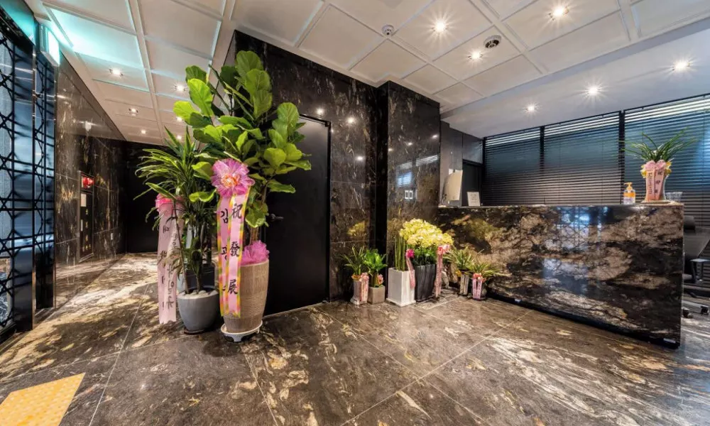 The May Hotel, фото 4
