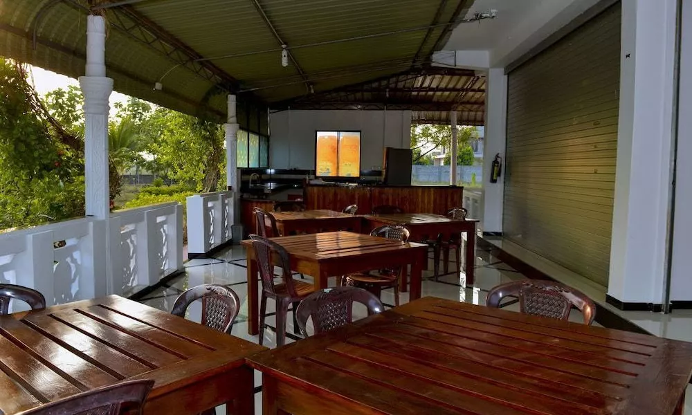 Hotel Aathithan Trincomalee, фото 4