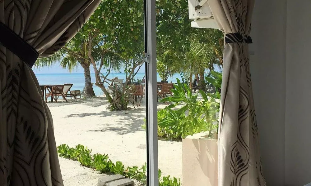 Crown Beach Villas -Private Beach, фото 3
