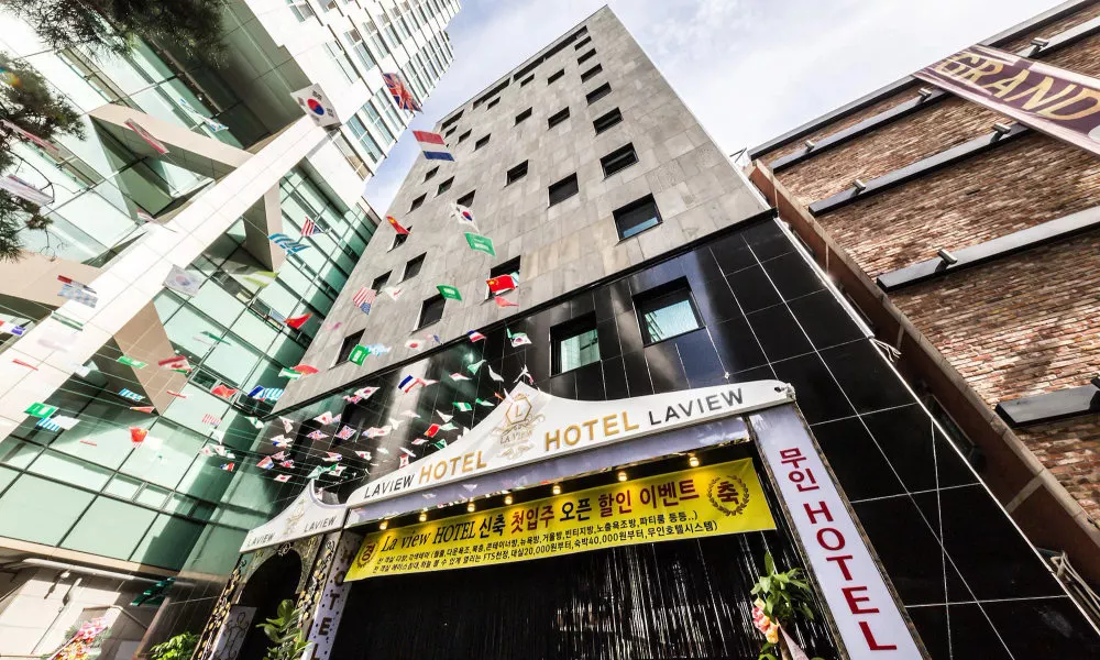 LA View Hotel