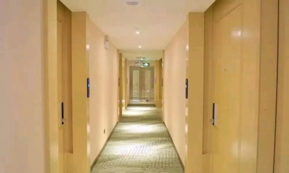 LAVANDE HOTELSA GUANGZHOU JIAHE WANGGANG METRO STA, фото 3
