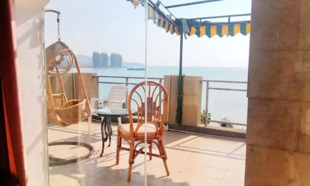 Crystal Blue Bay Vacation Hotel